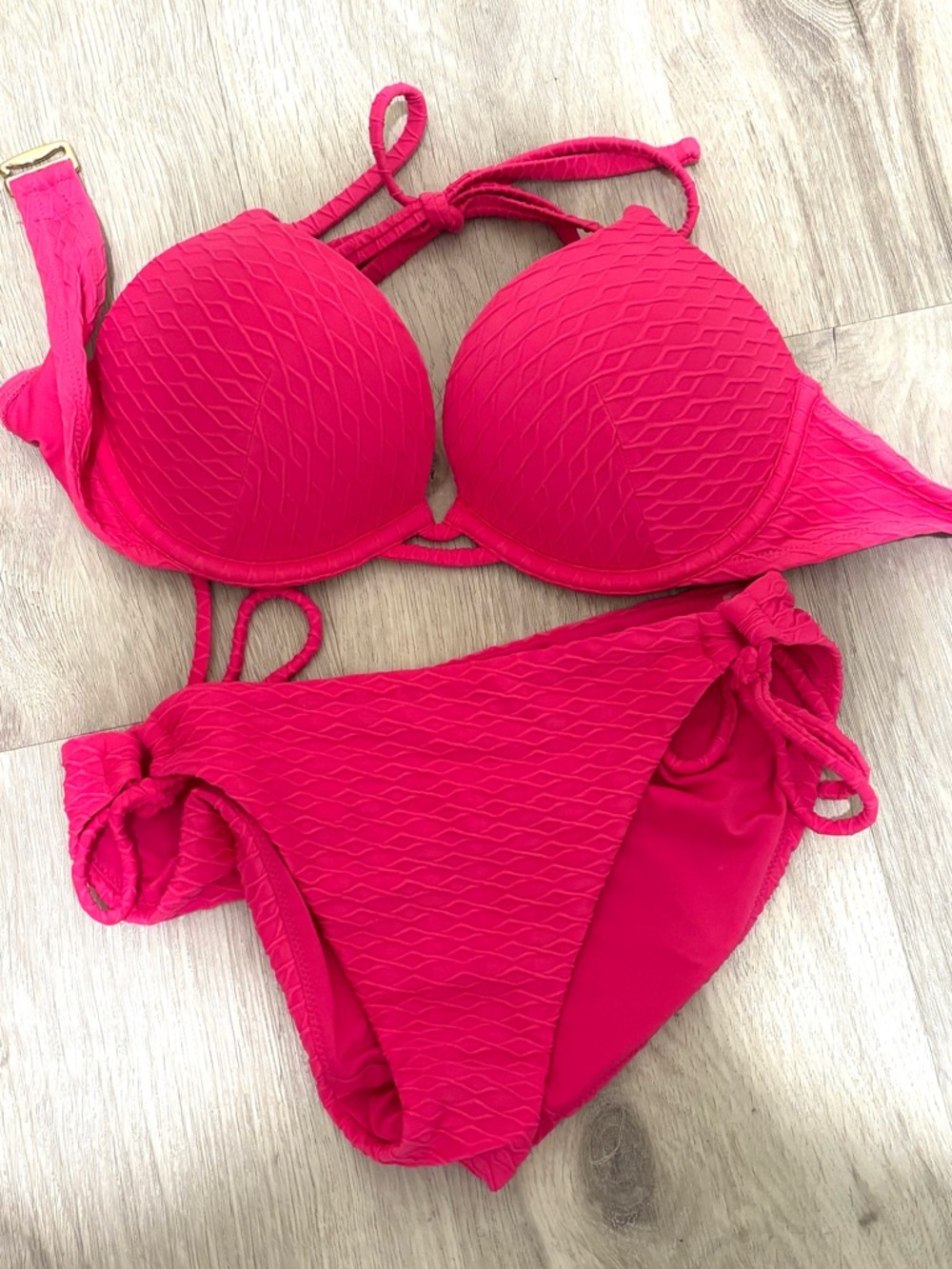 Victoria Secret Textured Hot Pink Push-Up Bikini Set 32b w small Tie-Side Bottom